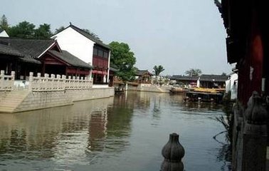 乌啼曲赠张评事