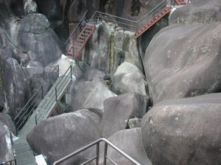 游九锁山·龙洞